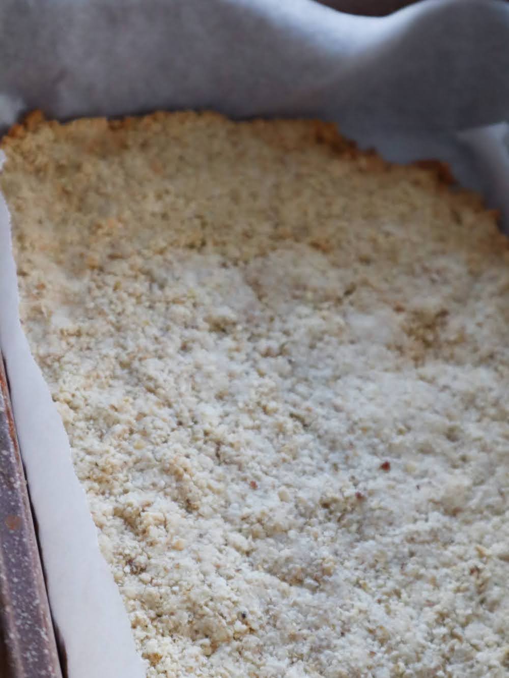 bake the shortbread crust