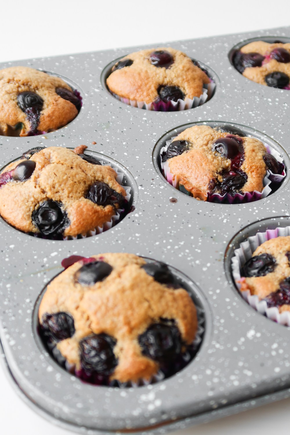 healthy oatmeal blueberry muffins