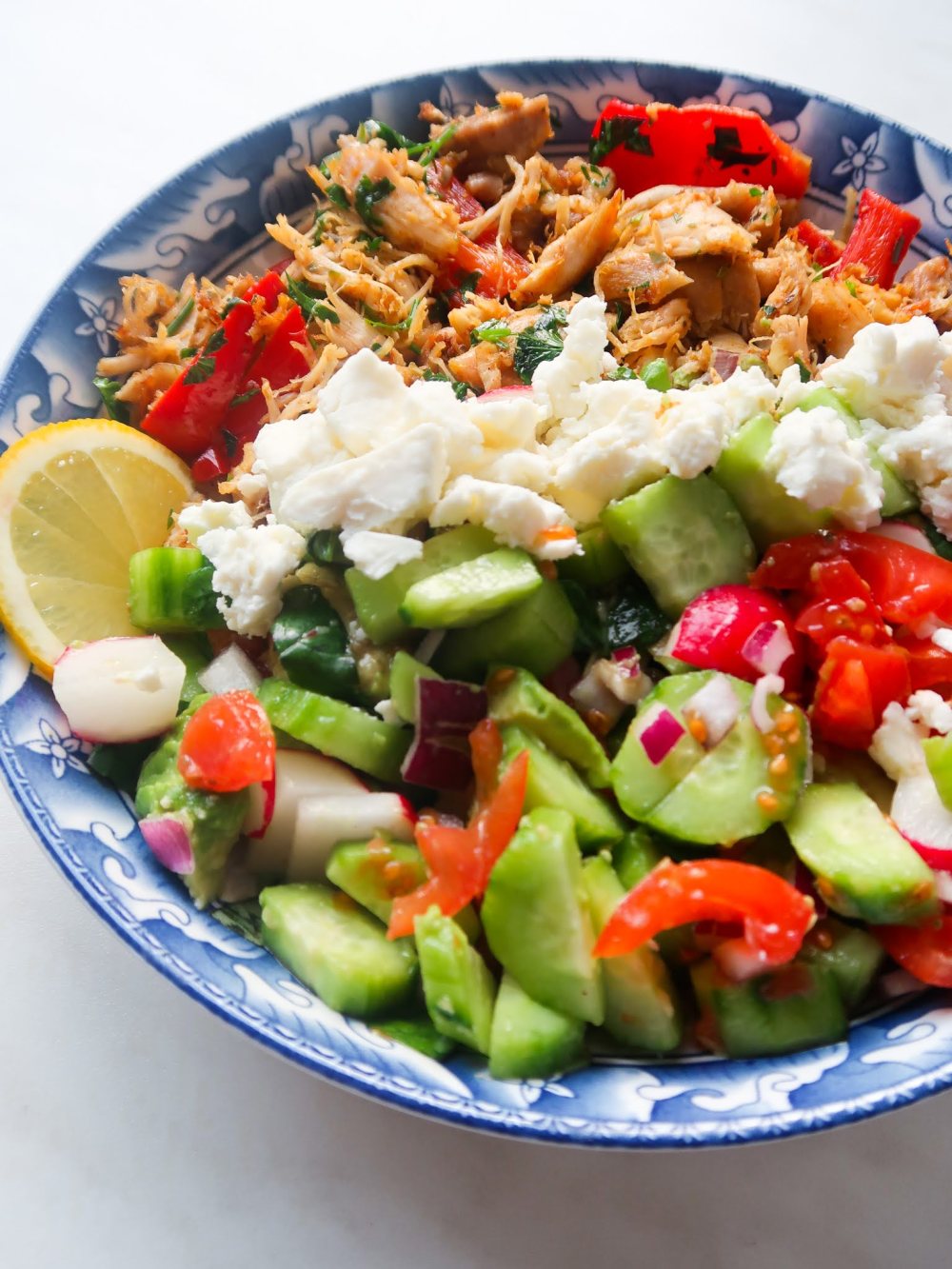 You will be looking forward to leftovers from rotisserie chicken once you try these leftover chicken gyros bowls! This Mediterranean recipe is easy, quick, super flavorful, fresh and filled with healthy ingredients.