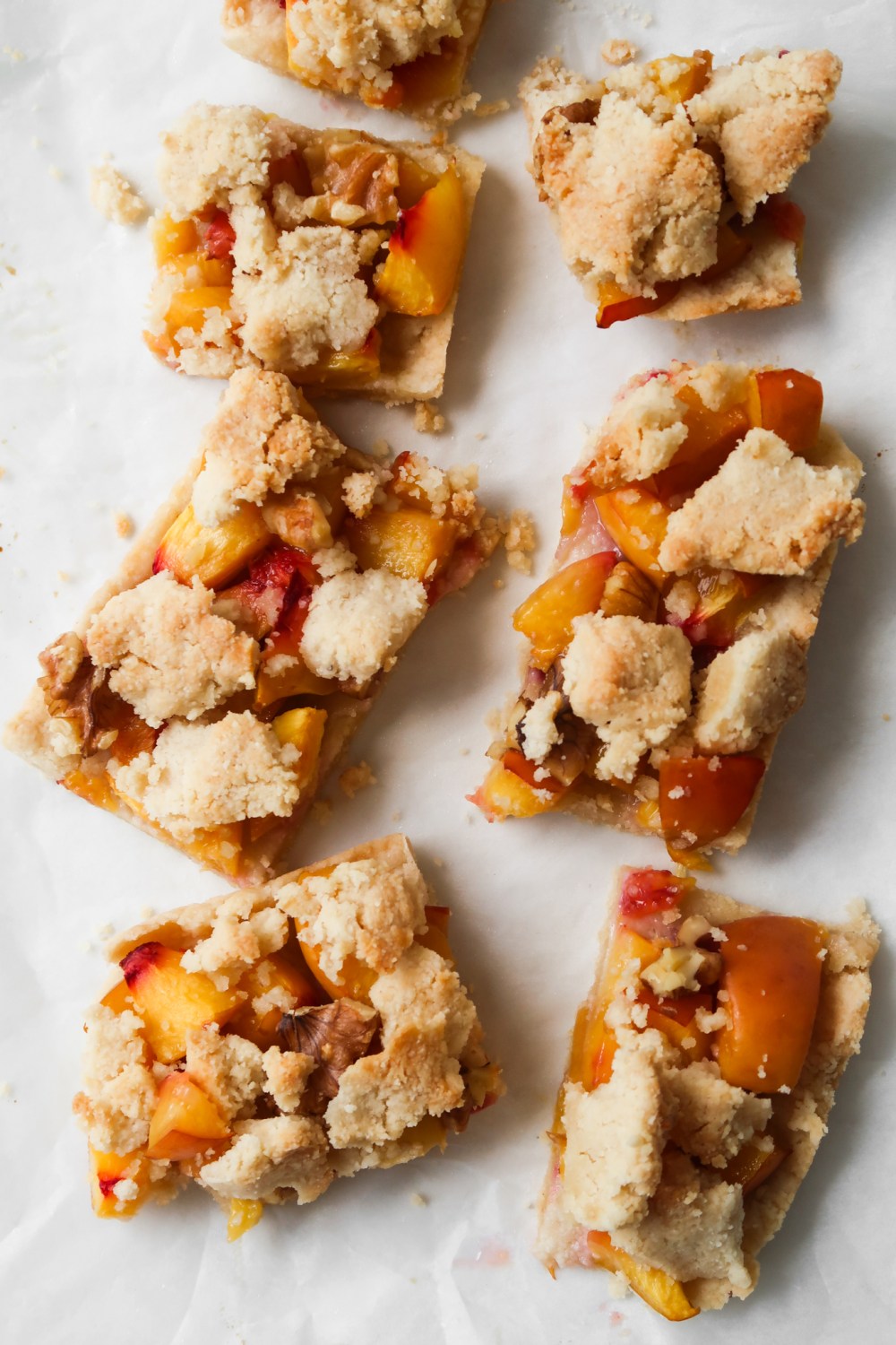 peach crumble bars