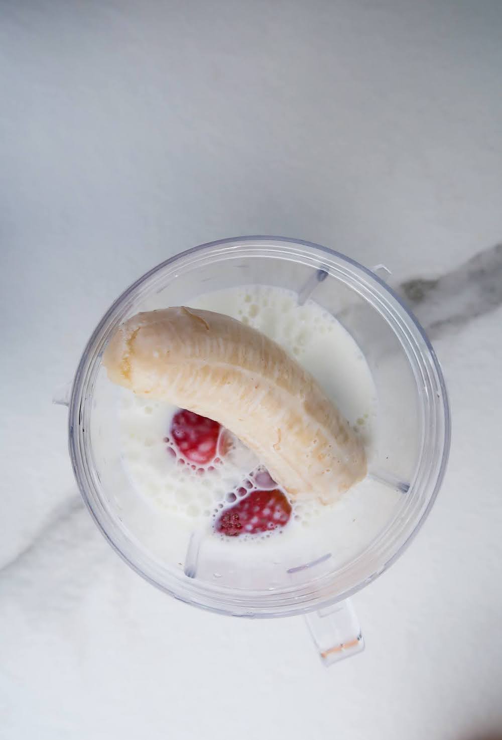 strawberry smoothie ingredients